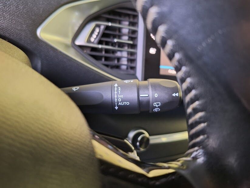peugeot-308-2018-diesel-1560cc