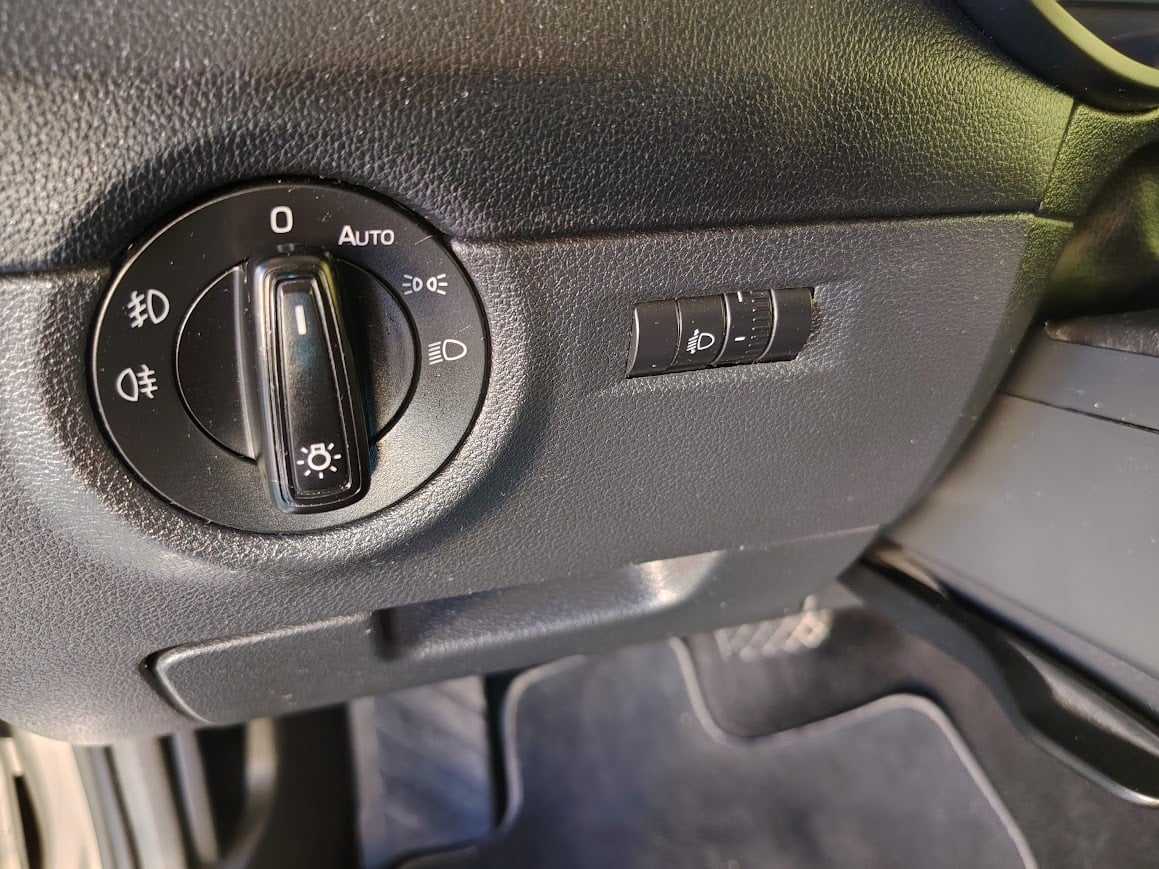 skoda-octavia-2015-diesel-1598cc