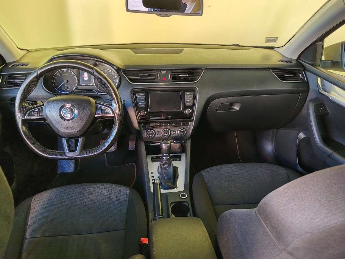 skoda-octavia-2015-diesel-1598cc