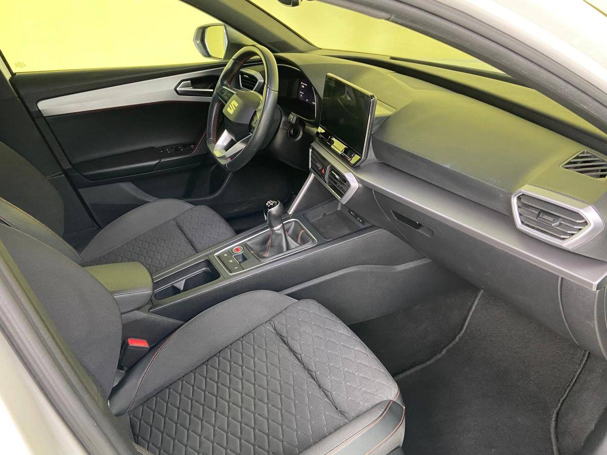 seat-leon-2023-diesel-1968cc