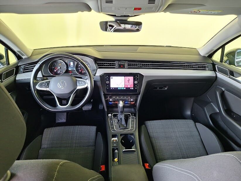 volkswagen-passat-variant-2021-diesel-1968cc