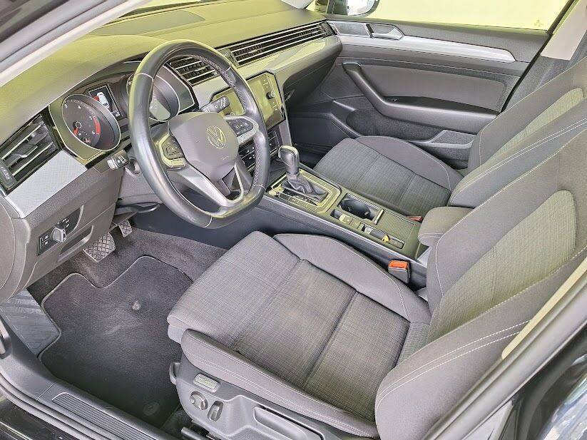 volkswagen-passat-variant-2021-diesel-1968cc