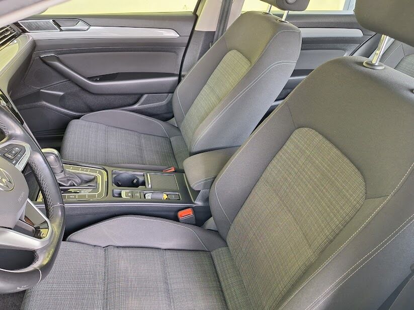 volkswagen-passat-variant-2021-diesel-1968cc