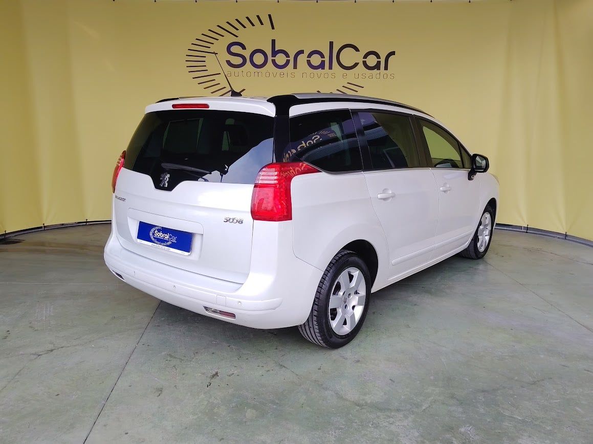 peugeot-5008-2012-diesel-1560cc