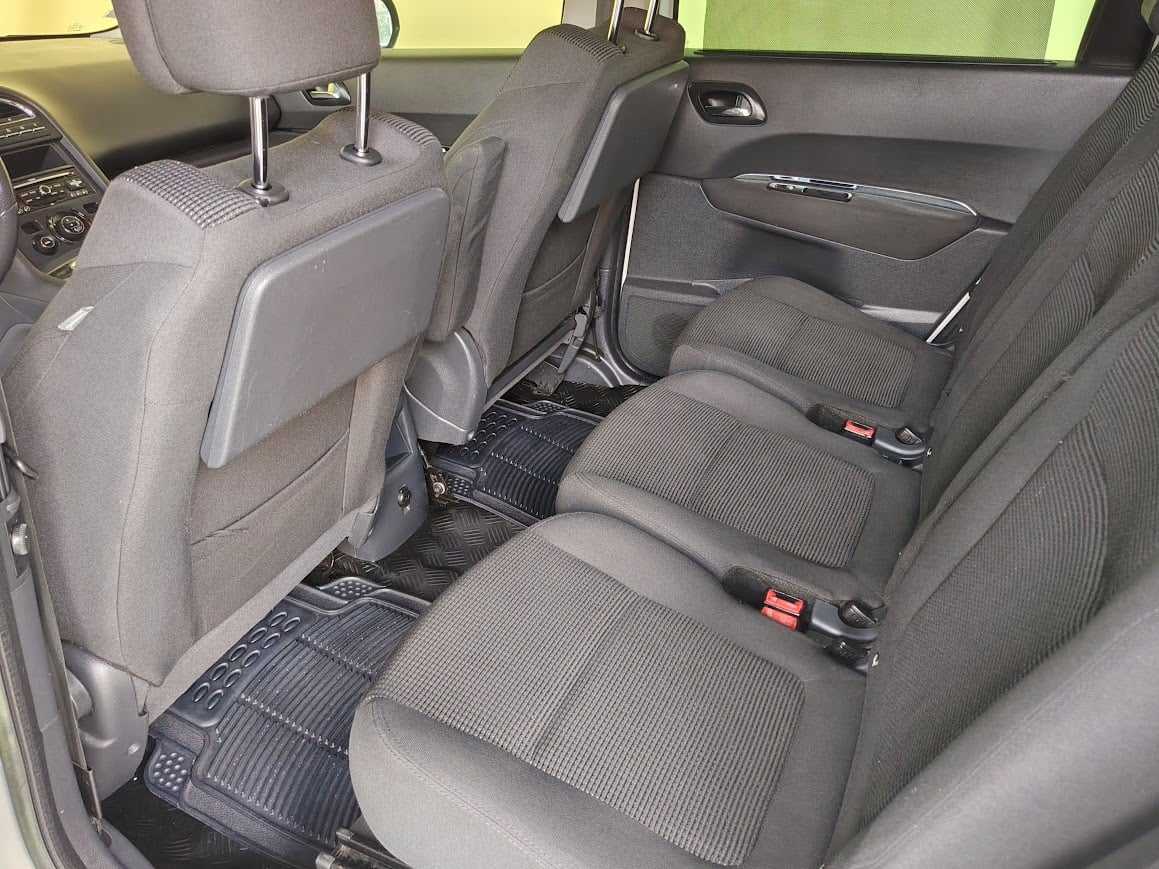 peugeot-5008-2012-diesel-1560cc