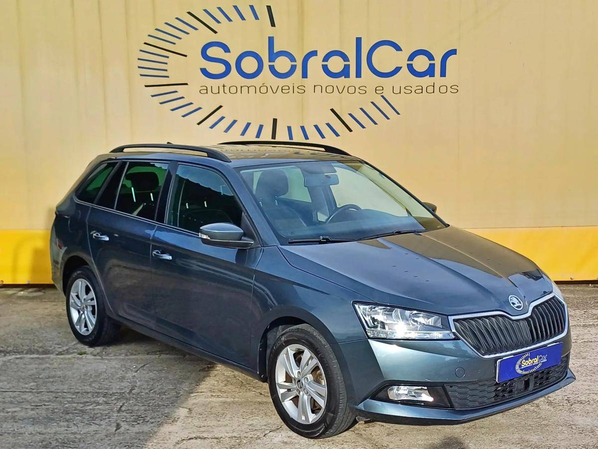 skoda-fabia-break-2021-gasolina-999cc