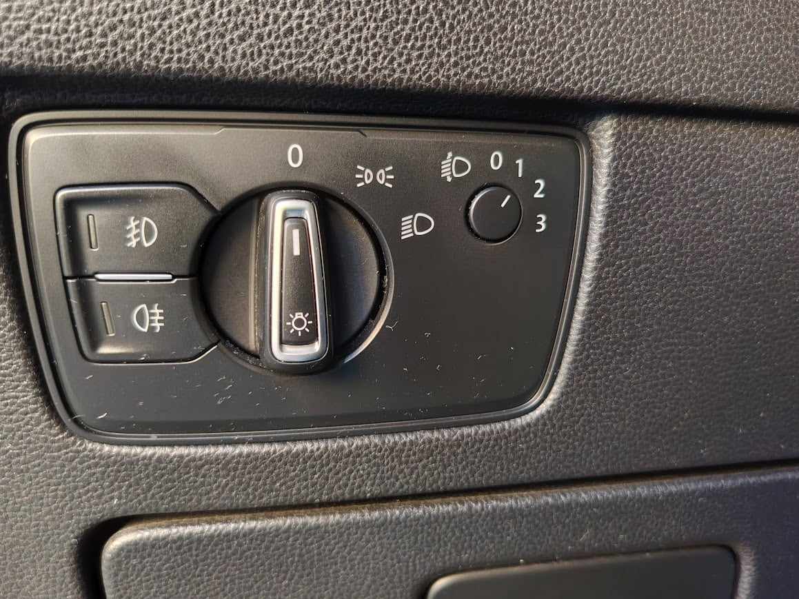 volkswagen-passat-variant-2016-diesel-1598cc