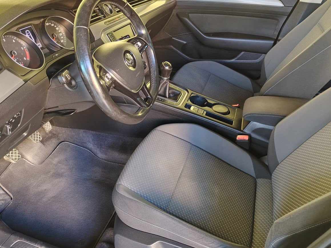 volkswagen-passat-variant-2016-diesel-1598cc