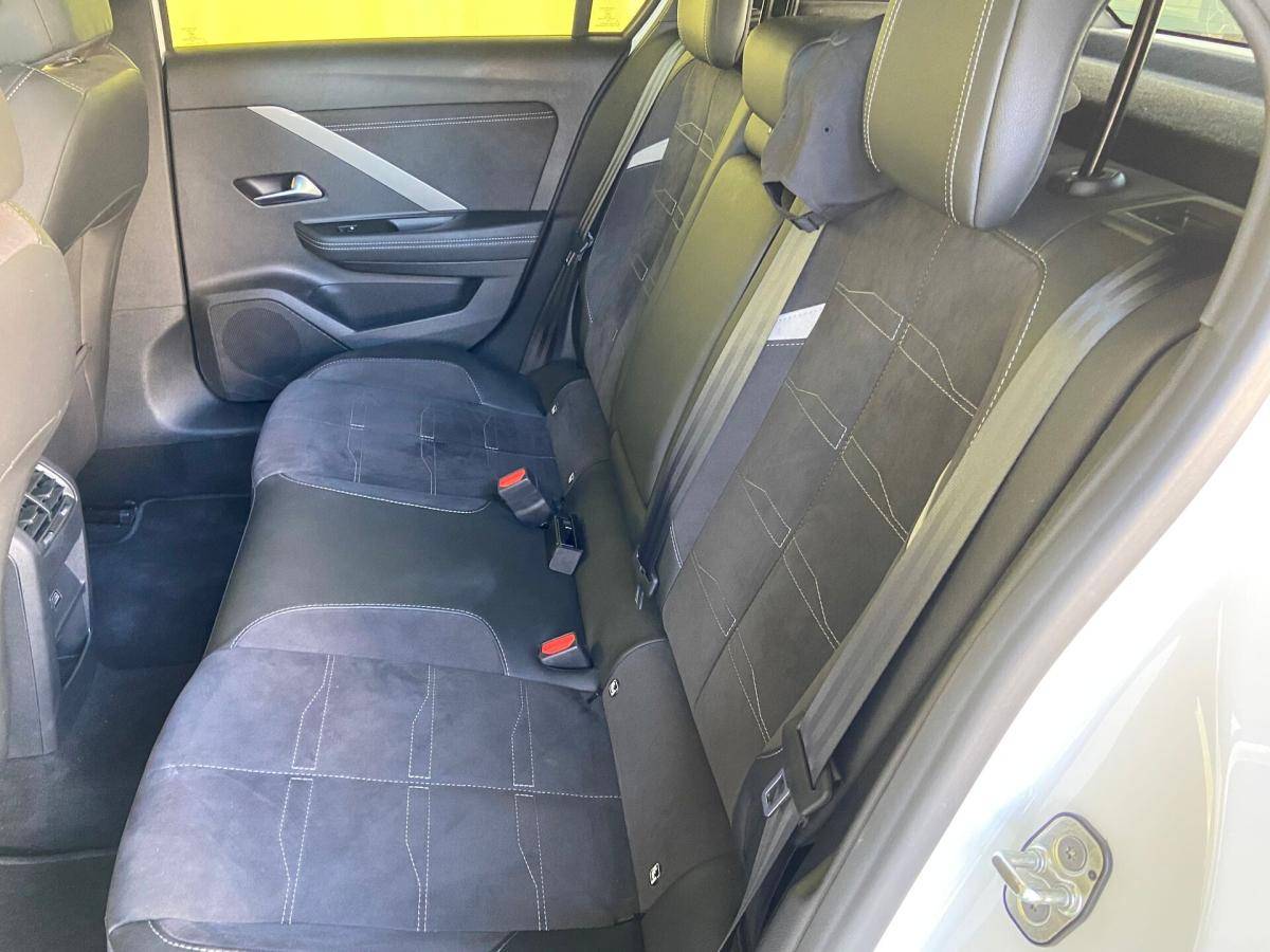 opel-astra-2023-diesel-1499cc