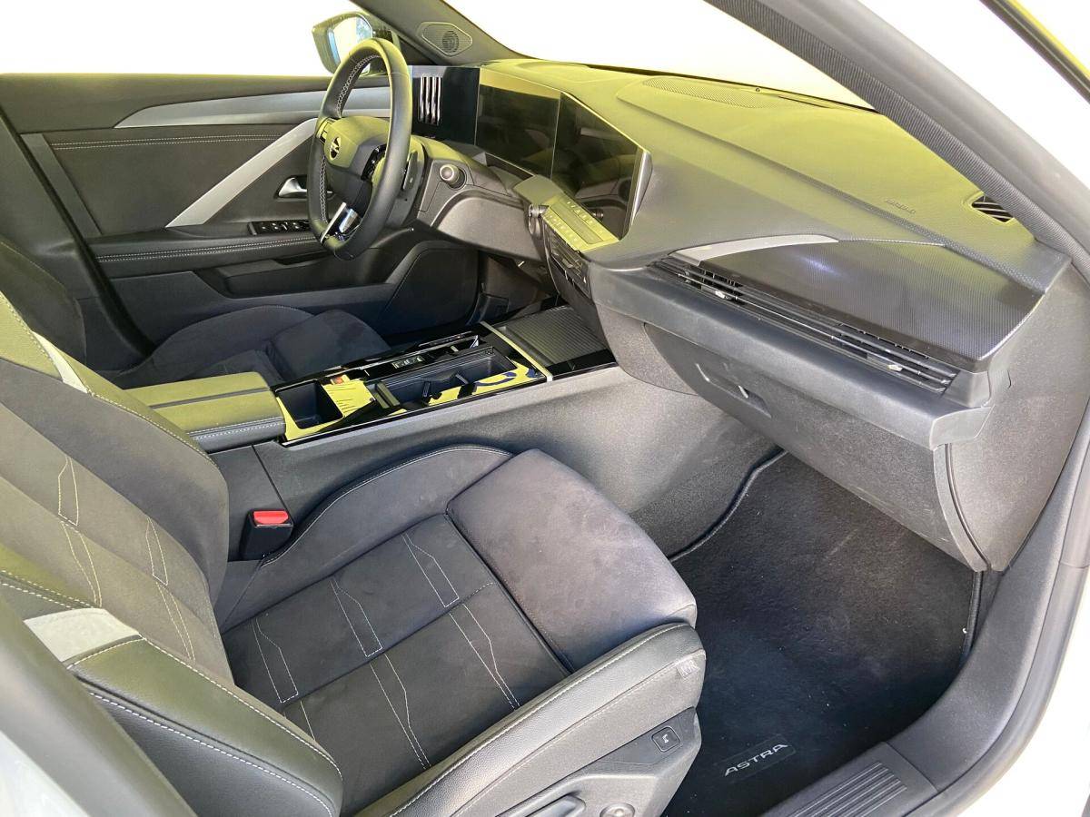 opel-astra-2023-diesel-1499cc