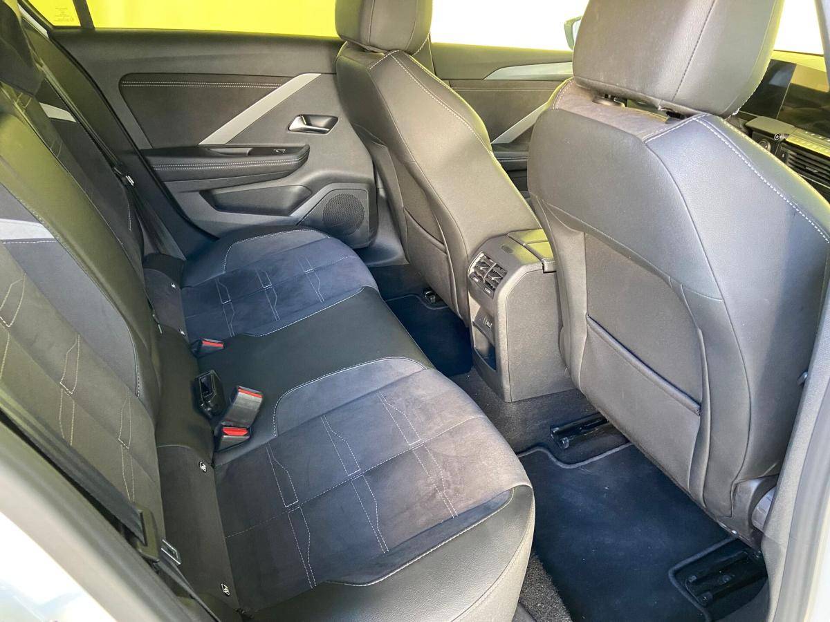 opel-astra-2023-diesel-1499cc