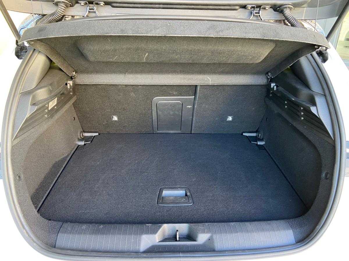 opel-astra-2023-diesel-1499cc