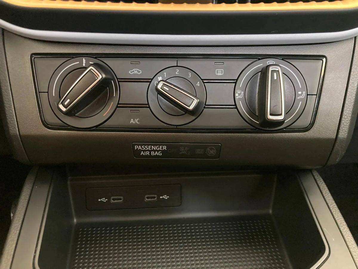 seat-ibiza-2022-gasolina-999cc