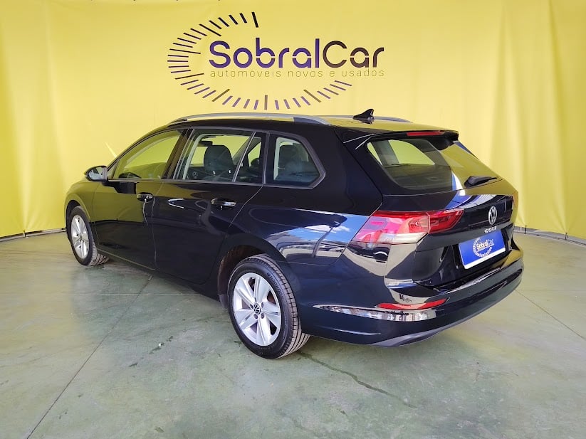 volkswagen-golf-variant-2022-diesel-1968cc