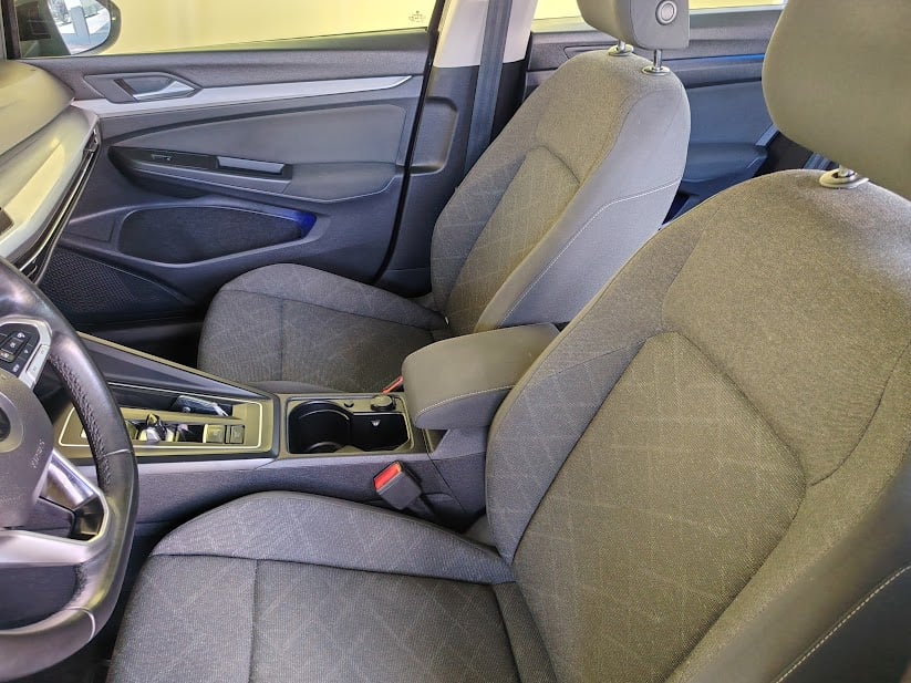 volkswagen-golf-variant-2022-diesel-1968cc
