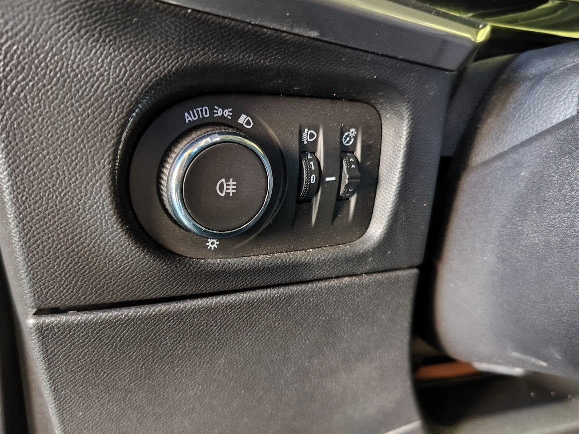 opel-mokka-2023-gasolina-1199cc