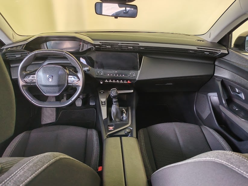 peugeot-308-2022-gasolina-1199cc
