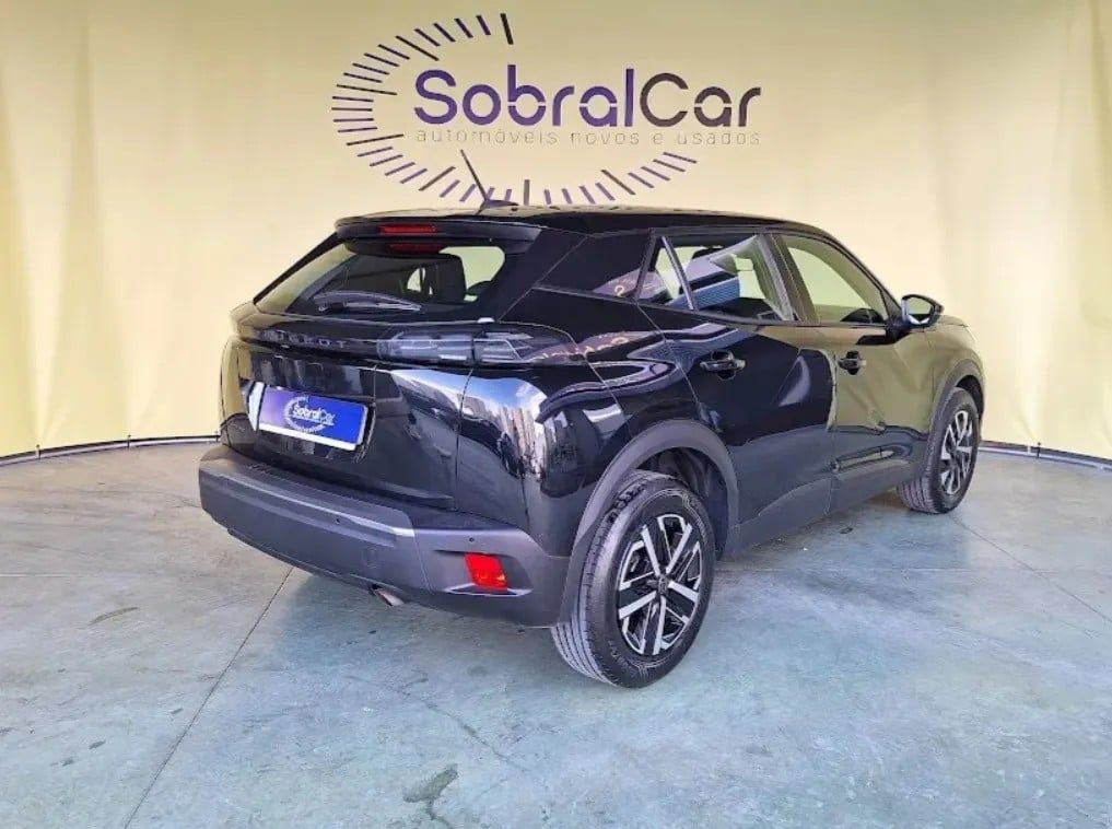peugeot-2008-2023-gasolina-1199cc