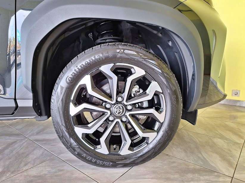 toyota-yaris-cross-2023-hibrido-a-gasolina-1490cc