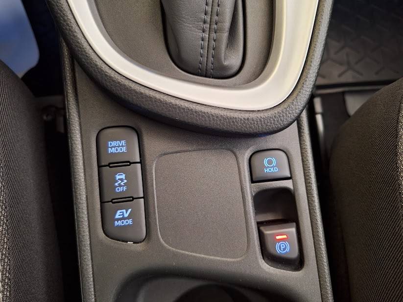 toyota-yaris-cross-2023-hibrido-a-gasolina-1490cc
