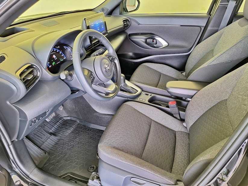 toyota-yaris-cross-2023-hibrido-a-gasolina-1490cc