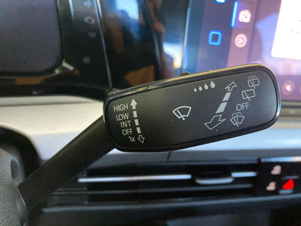 volkswagen-golf-2022-gasolina-999cc