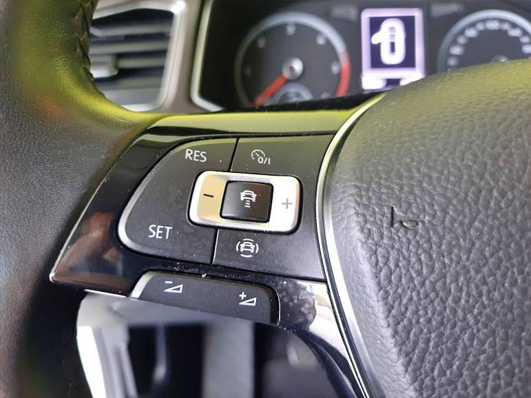 volkswagen-t-roc-2019-diesel-1598cc