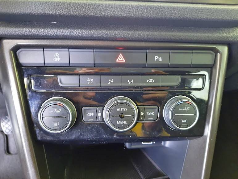 volkswagen-t-roc-2019-diesel-1598cc