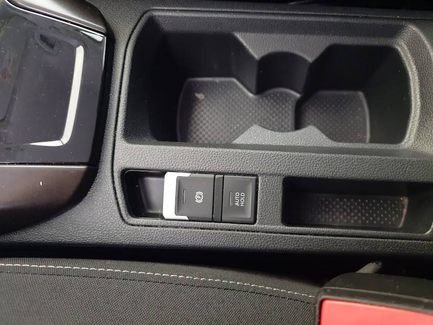 volkswagen-t-roc-2019-diesel-1598cc