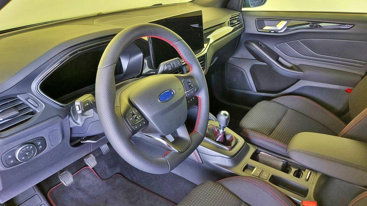 ford-focus-2022-gasolina-998cc