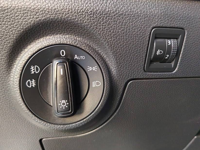 seat-arona-2023-gasolina-999cc