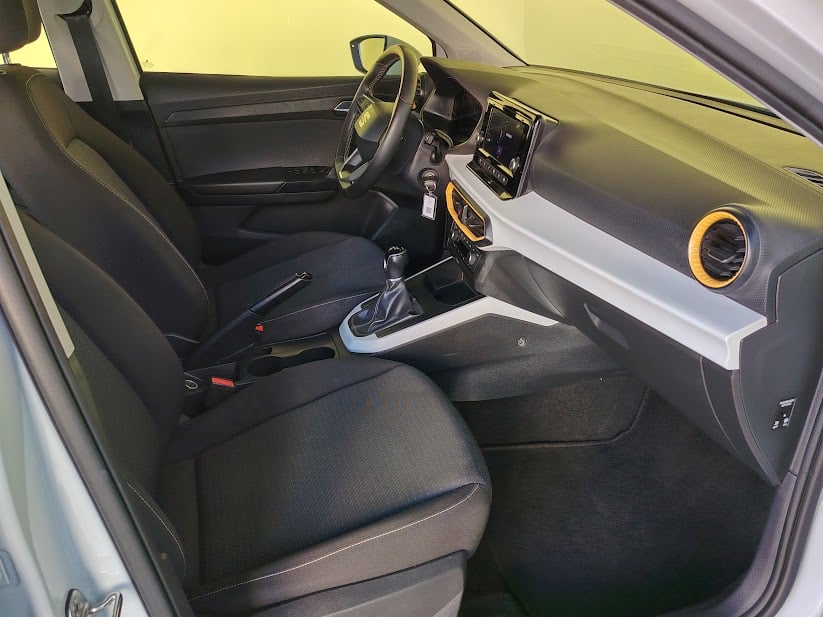 seat-arona-2023-gasolina-999cc