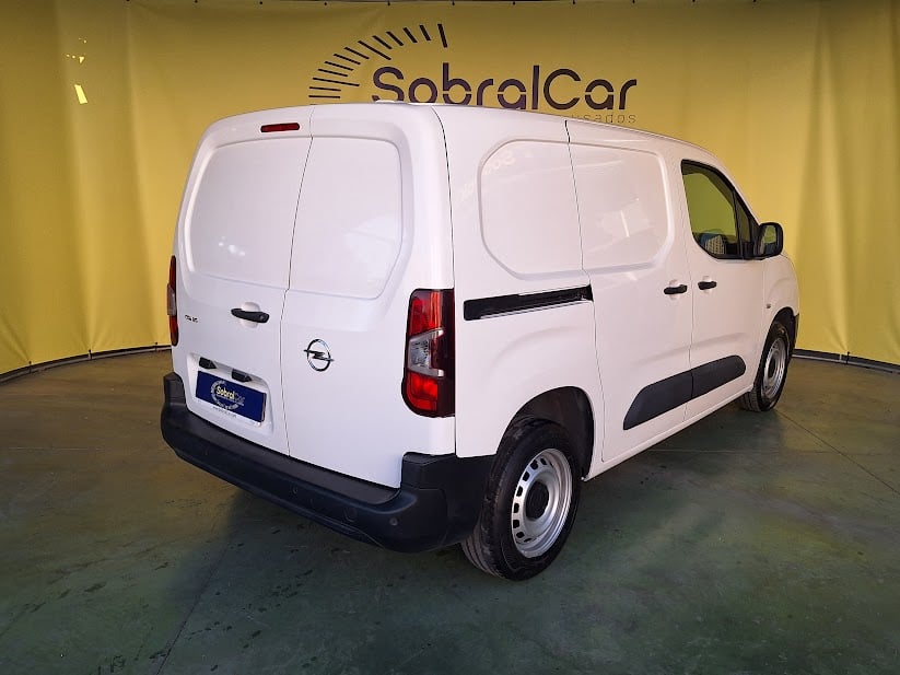 opel-combo-2021-diesel-1499cc