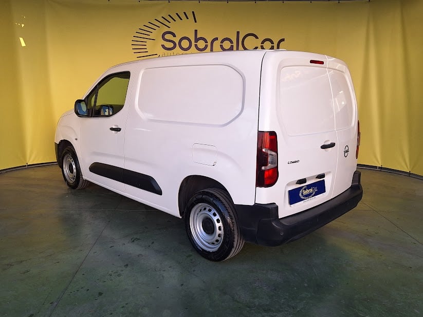 opel-combo-2021-diesel-1499cc