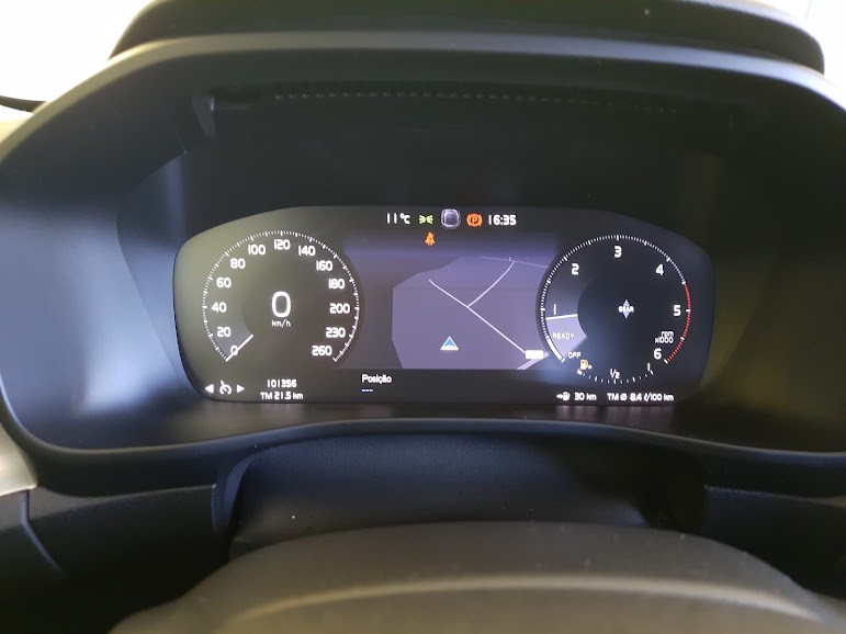volvo-xc40-2018-diesel-1969cc