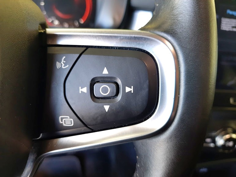volvo-xc40-2018-diesel-1969cc