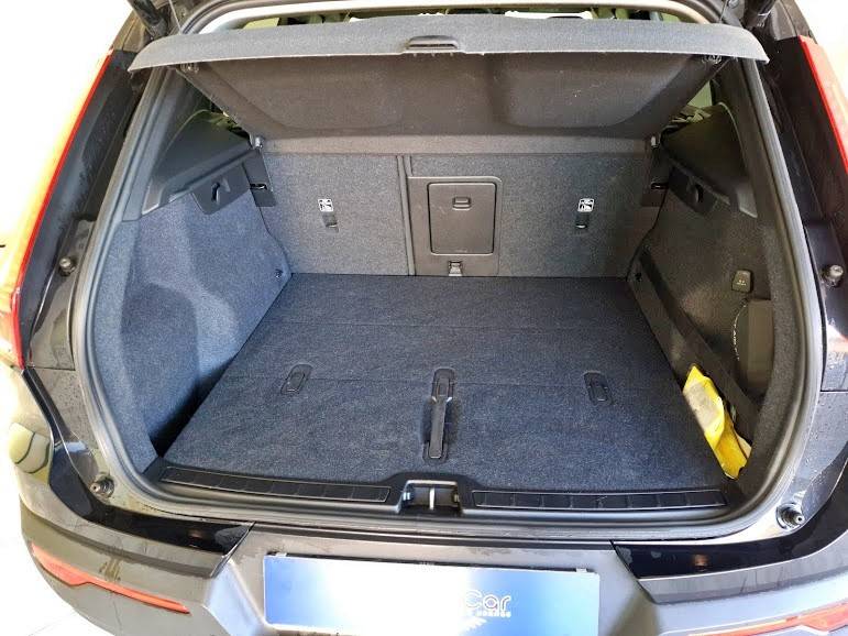 volvo-xc40-2018-diesel-1969cc