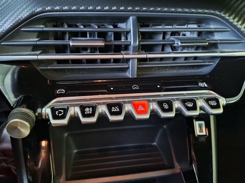 peugeot-2008-2023-gasolina-1199cc