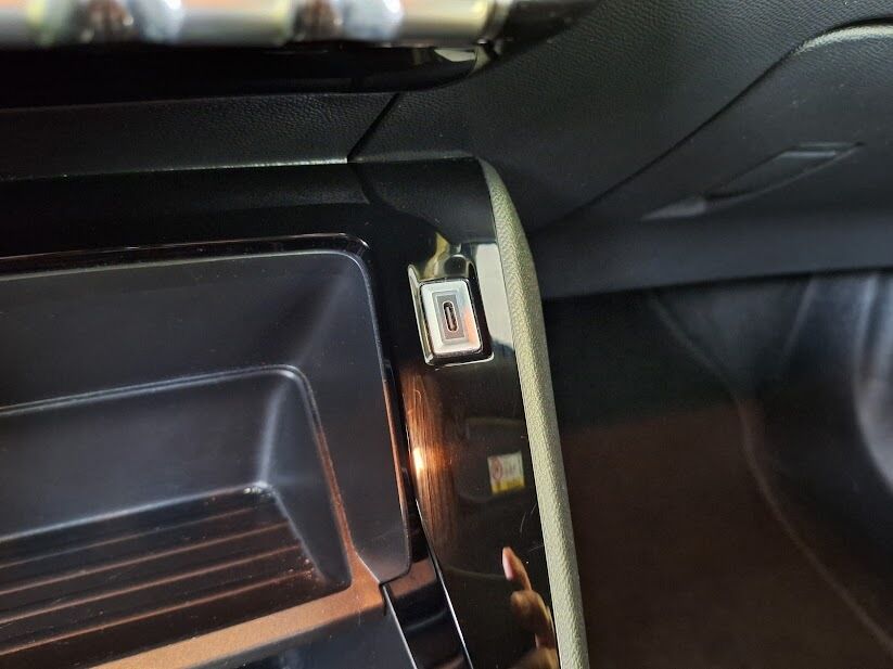 peugeot-2008-2023-gasolina-1199cc