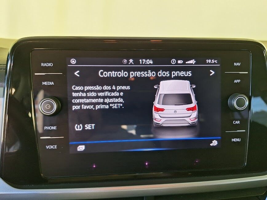 volkswagen-t-roc-2023-gasolina-999cc