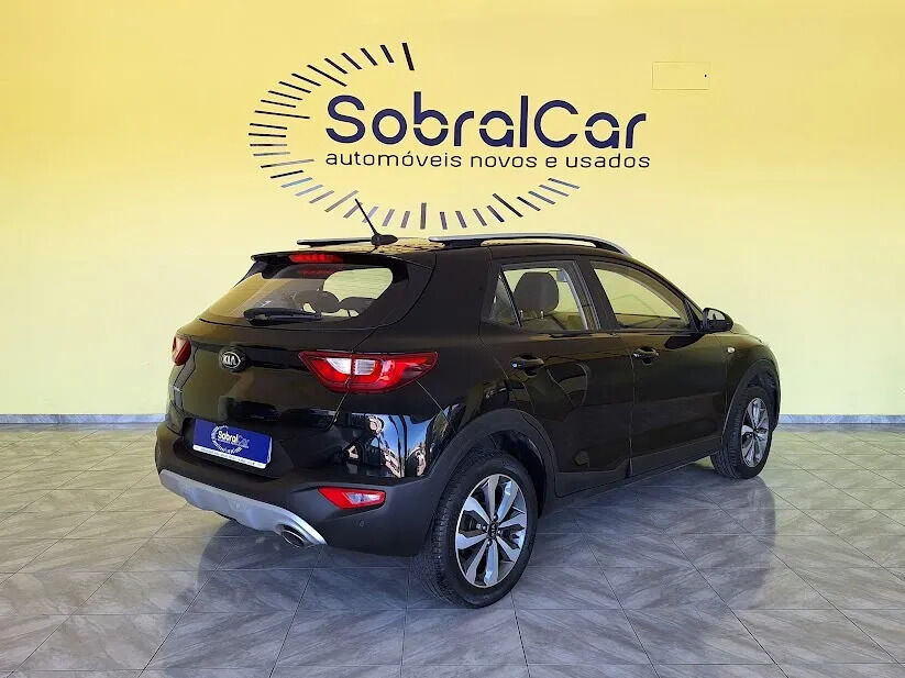 kia-stonic-2022-gasolina-1197cc