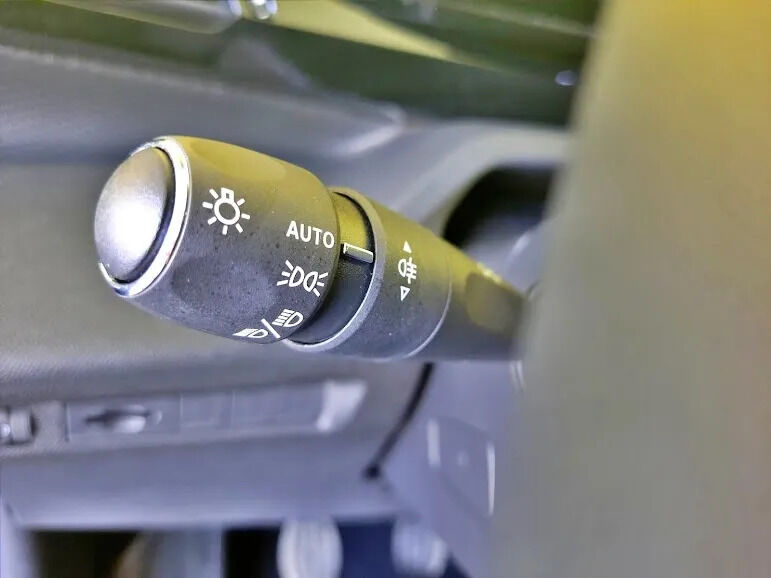 peugeot-308-2023-gasolina-1199cc