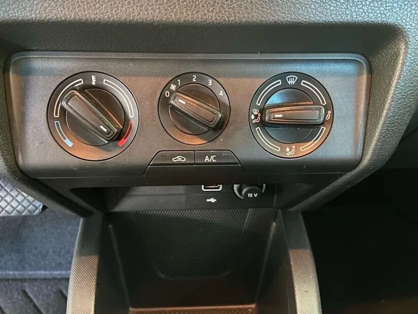 skoda-fabia-break-2022-gasolina-999cc