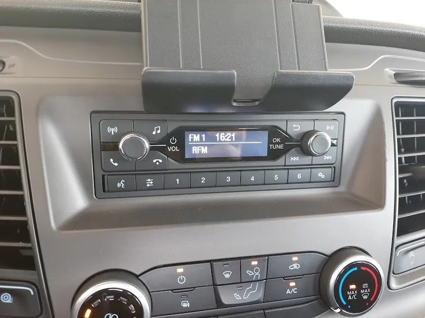 ford-transit-2023-diesel-1995cc