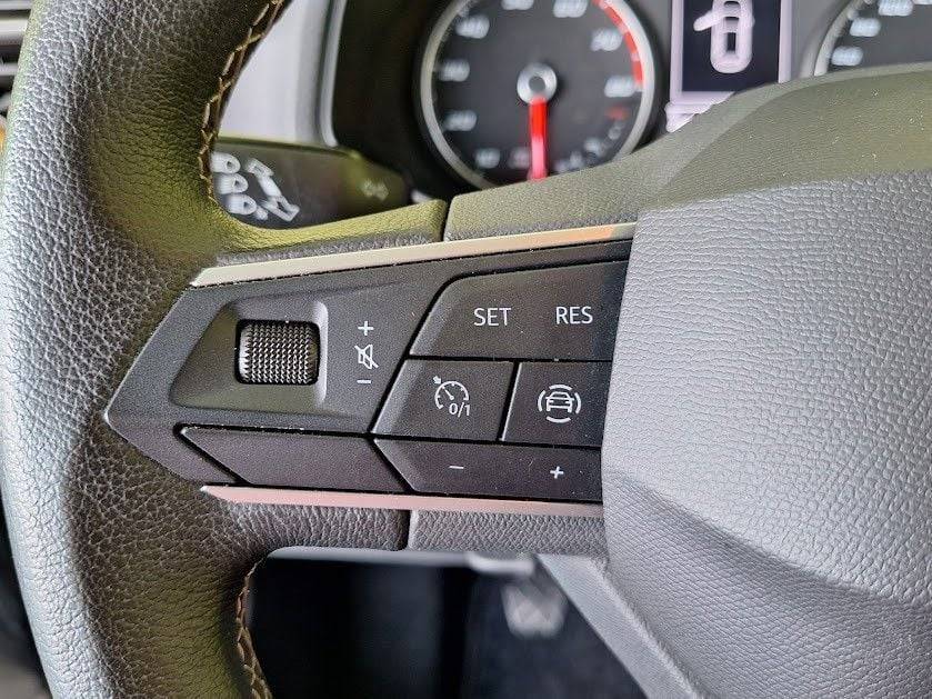 seat-ibiza-2022-gasolina-999cc