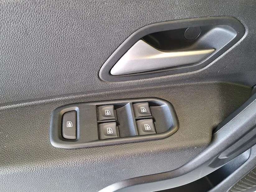 dacia-duster-2023-gasolina-999cc