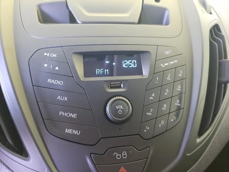 ford-transit-courier-2022-diesel-1299cc