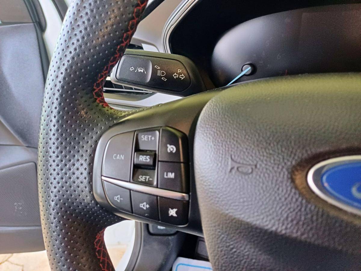 ford-focus-2022-gasolina-999cc