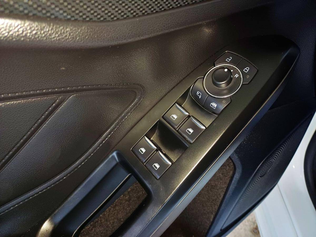 ford-focus-2022-gasolina-999cc