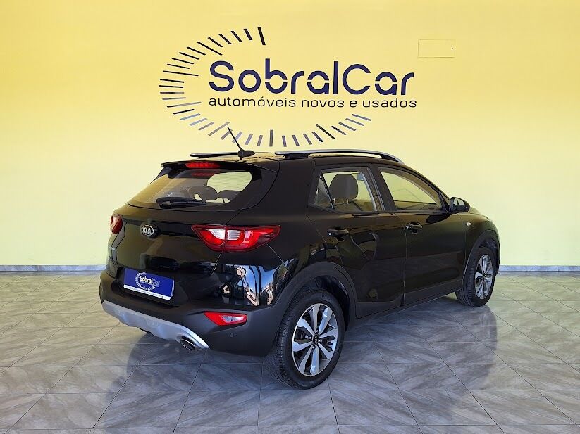 kia-stonic-2022-gasolina-1197cc